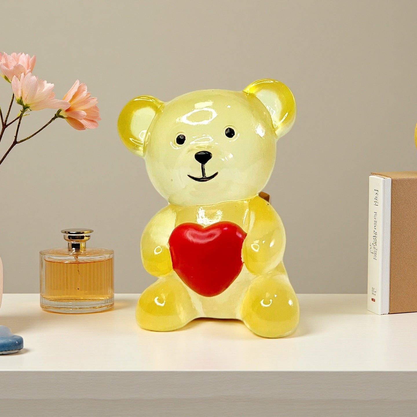 Transparent Heart Bear Resin Ornament – Modern Home Décor Accent